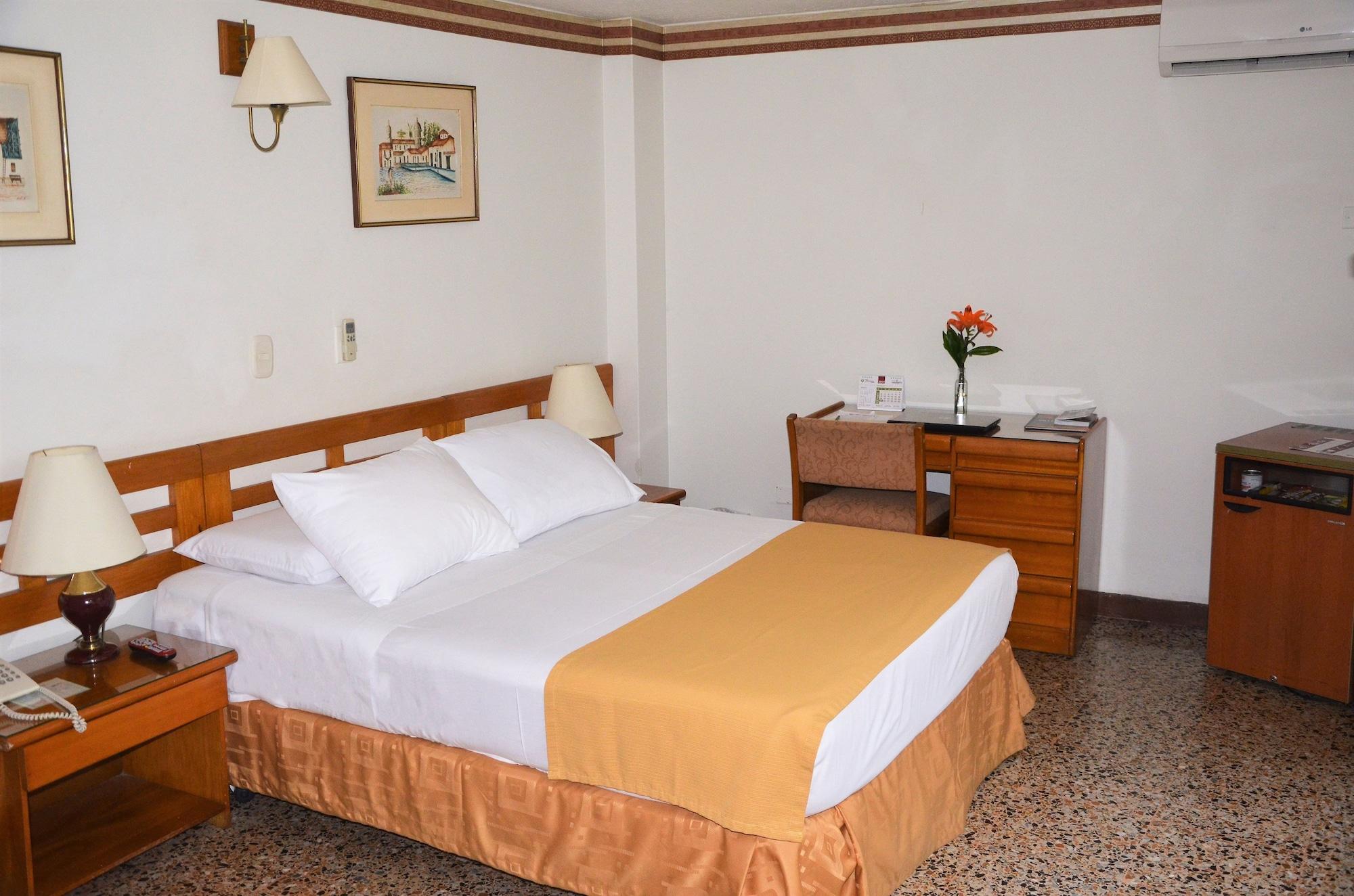 Hotel Villavicencio Plaza Esterno foto