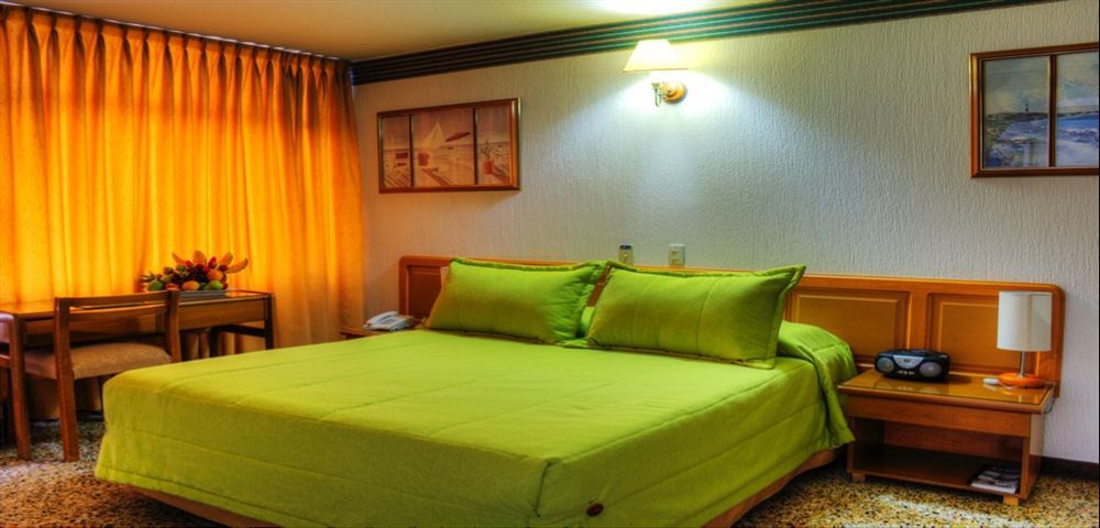 Hotel Villavicencio Plaza Esterno foto