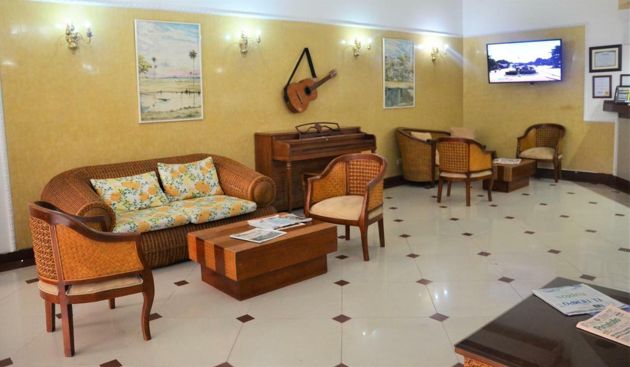 Hotel Villavicencio Plaza Esterno foto