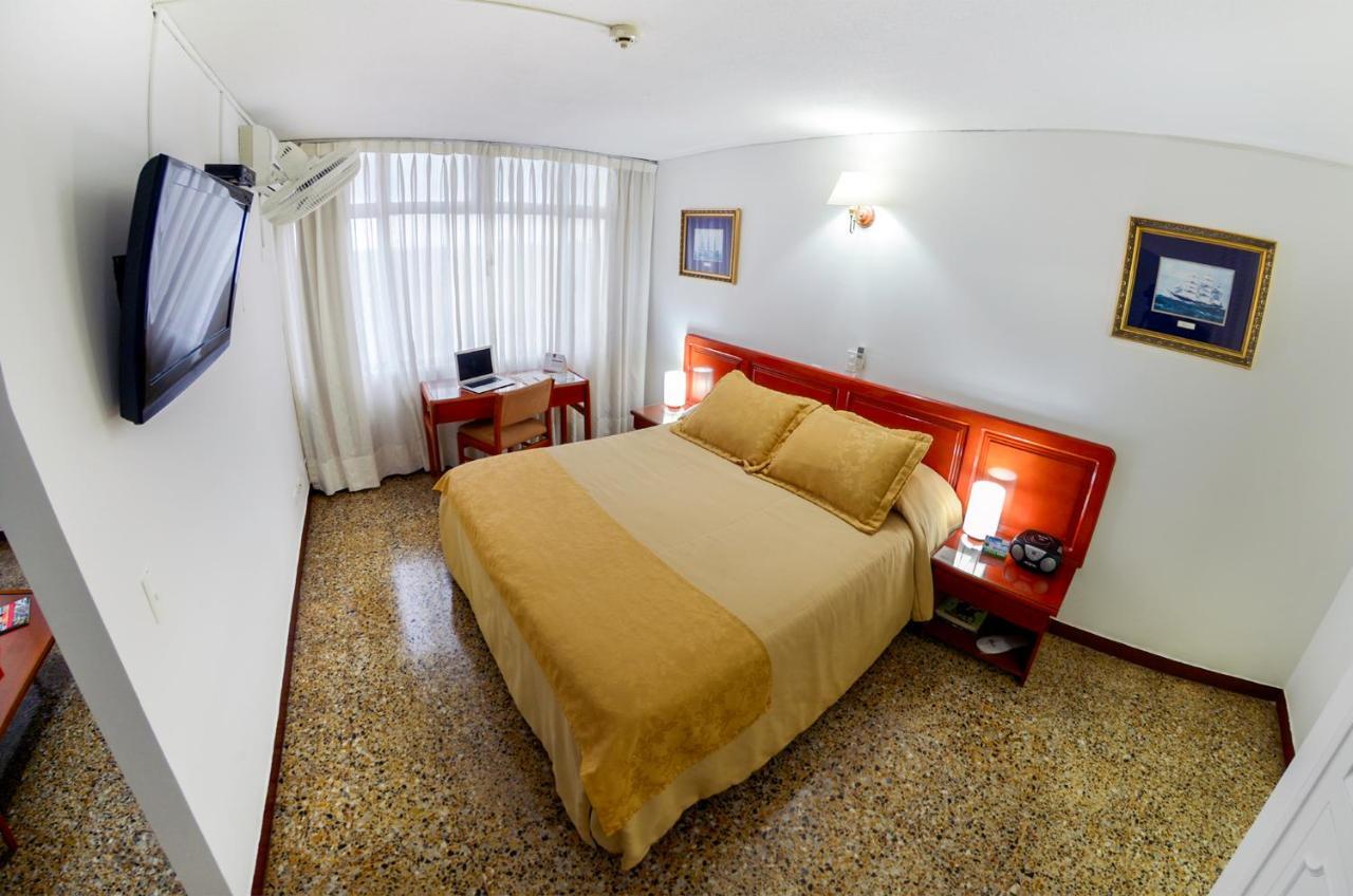 Hotel Villavicencio Plaza Esterno foto