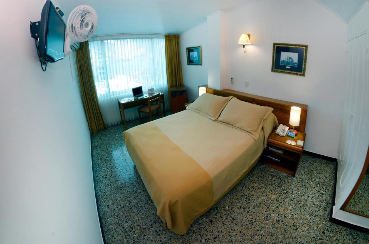 Hotel Villavicencio Plaza Esterno foto